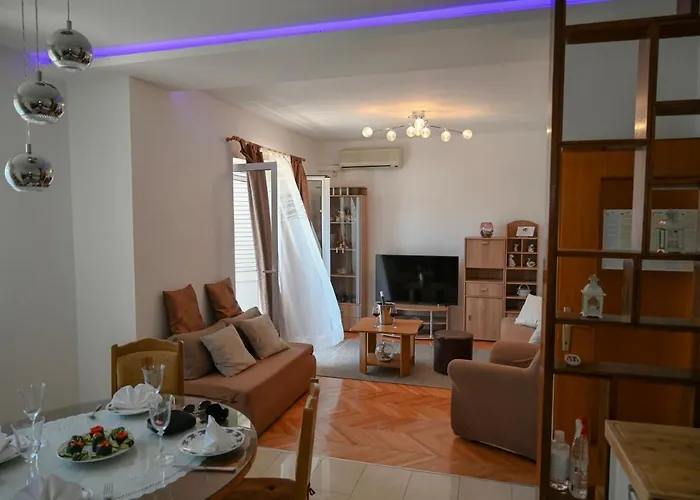 Apartment Damir