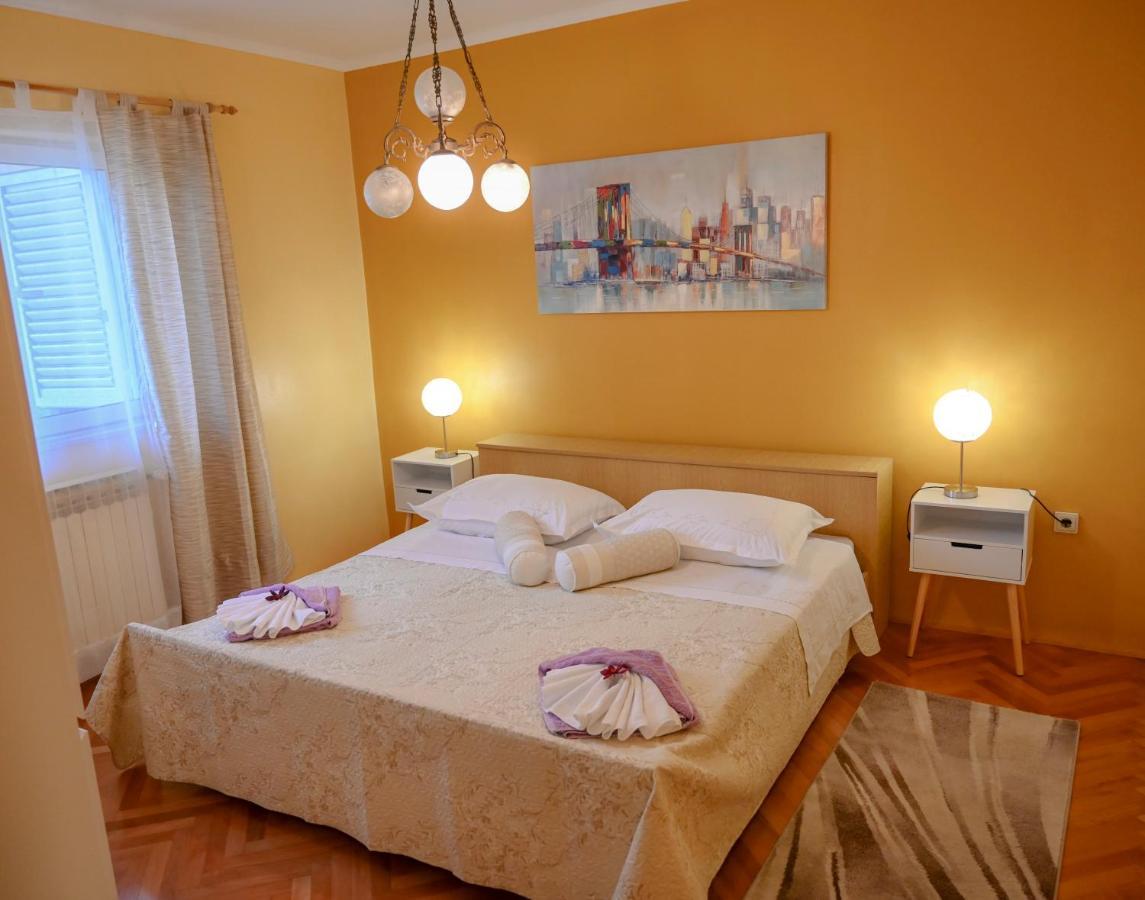 Damir Apartment