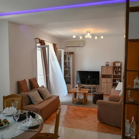 Apartment Damir Trogir Exterior foto